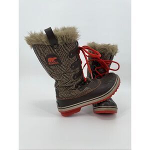 Sorel Tofino Brown Orange Fur Lined Snow Boots size 9.5